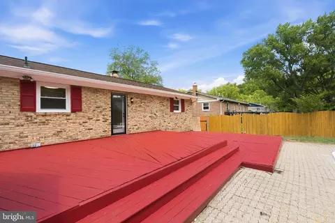 Exterior - 5804 Spell Rd, Clinton, MD 20735 photo 9 of 11