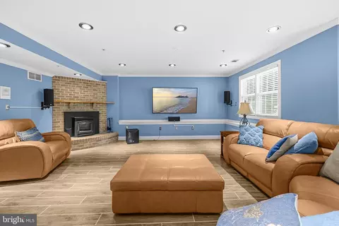 Living - 11901 Duckettown Rd, Laurel, MD 20708 photo 2 of 2
