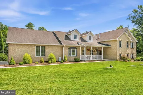 Exterior - 11901 Duckettown Rd, Laurel, MD 20708 photo 4 of 4