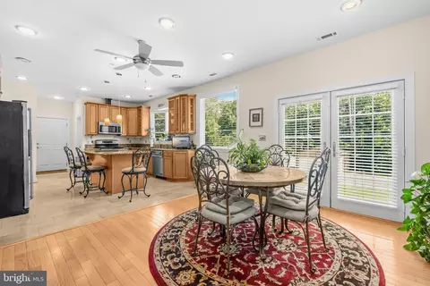 Dining - 11901 Duckettown Rd, Laurel, MD 20708 photo 3 of 5