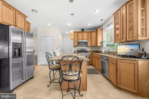 Kitchen - 11901 Duckettown Rd, Laurel, MD 20708 photo 2 of 4