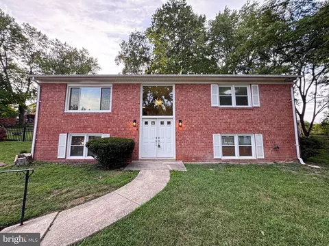7704 Fanwood Ct, District Heights, MD 20747