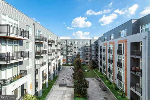 145 Riverhaven Dr #208, National Harbor, MD 20745