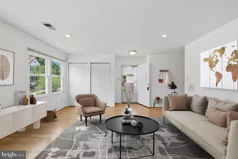 8517 Potomac Ave, College Park, MD 20740