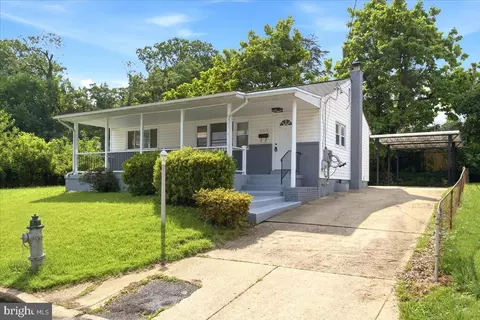 5713 Eagle St, Capitol Heights, MD 20743