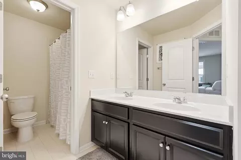Bath - 9407 Geaton Park Pl, Lanham, MD 20706 photo 2 of 2