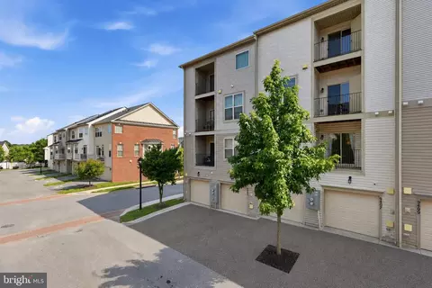 Exterior - 9407 Geaton Park Pl, Lanham, MD 20706 photo 5 of 7