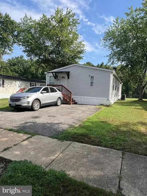 8601 Temple Hill Rd #LOT 58, Temple Hills, MD 20748