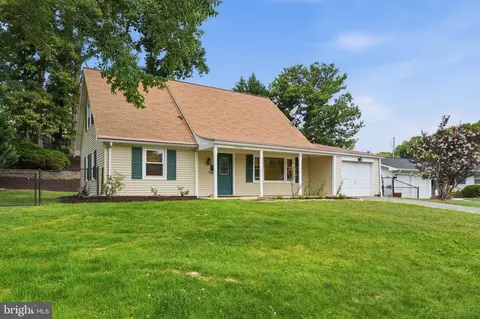 12410 Rockledge Dr, Bowie, MD 20715