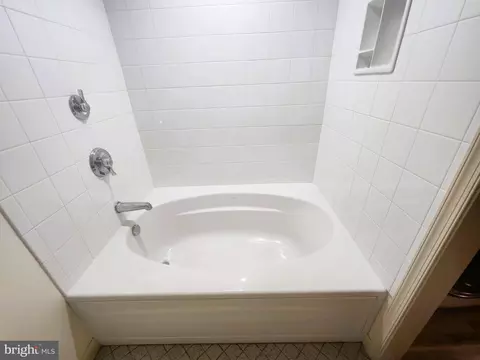Bath - 1210 Snowden Pl, Laurel, MD 20707 photo 1 of 1
