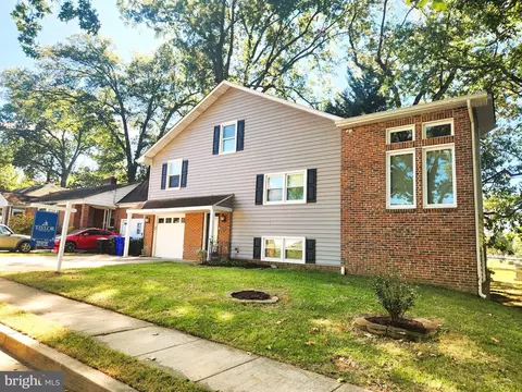 Exterior - 1210 Snowden Pl, Laurel, MD 20707 photo 2 of 3