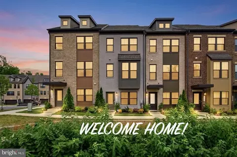 3469 Carnaby St, Hyattsville, MD 20782