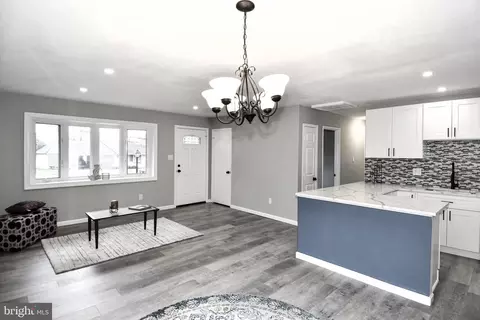 1210 Lindsay Rd, Oxon Hill, MD 20745