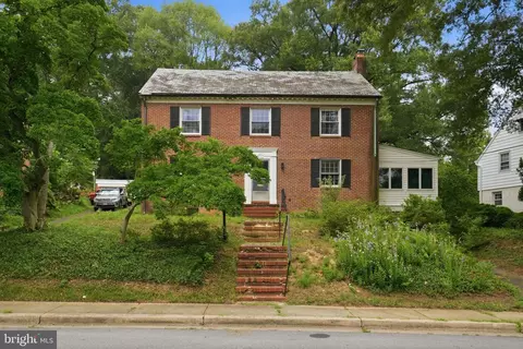 7004 Wake Forest Dr, College Park, MD 20740
