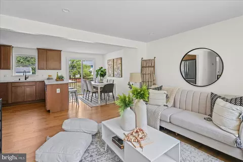 3627 Key Turn St, District Heights, MD 20747