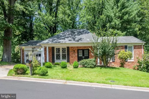 12208 Westview Dr, Marlboro, MD 20772