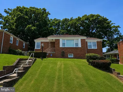 3507 29th Pl, Temple Hills, MD 20748