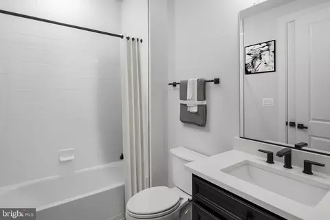 6556 Clubhouse Dr, Laurel, MD 20708 photo 12