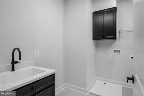 6556 Clubhouse Dr, Laurel, MD 20708 photo 21
