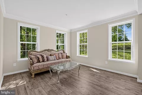 Living - 12200 Authur Ct, Brandywine, MD 20613 photo 1 of 7