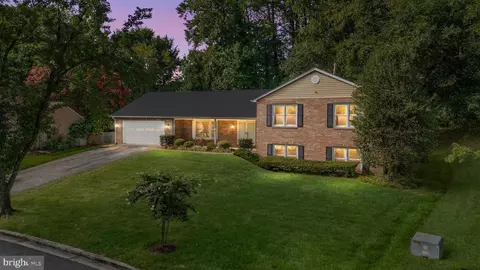 6204 Gideon St, Bowie, MD 20720