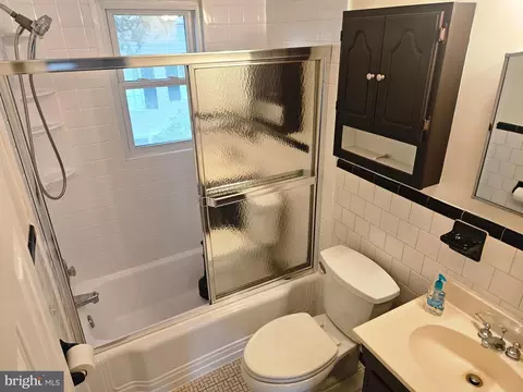 Bath - 410 Main St #3, Laurel, MD 20707 photo 4 of 4