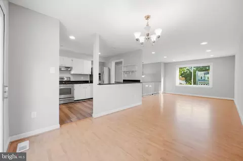 Living - 9136 Mchenry Ln, Lanham, MD 20706 photo 5 of 5