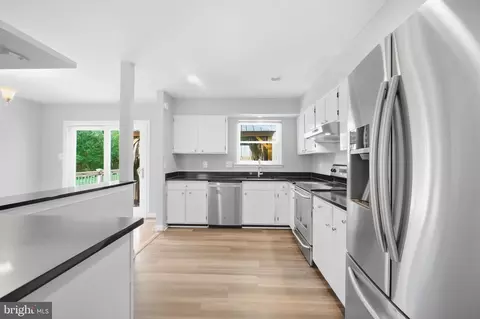 Kitchen - 9136 Mchenry Ln, Lanham, MD 20706 photo 2 of 3