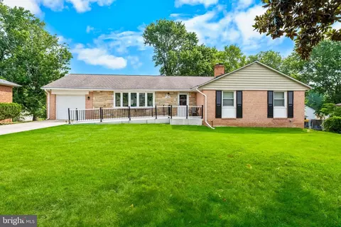 208 Prenton St, Marlboro, MD 20774