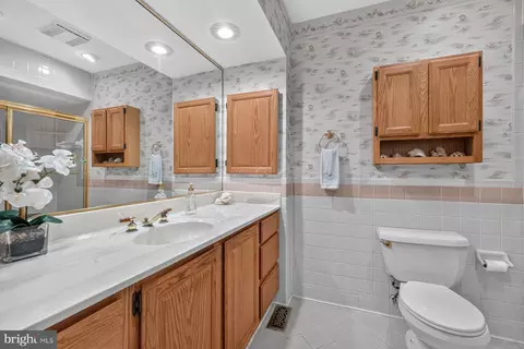 Bath - 8808 Montpelier Dr, Laurel, MD 20708 photo 1 of 6