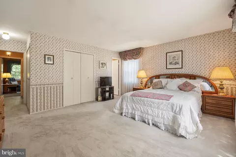 Bedroom - 8808 Montpelier Dr, Laurel, MD 20708 photo 2 of 11