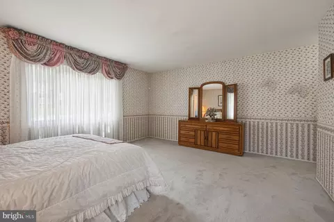 Bedroom - 8808 Montpelier Dr, Laurel, MD 20708 photo 4 of 11