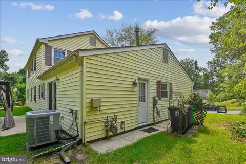 Exterior - 12218 Valerie Ln, Laurel, MD 20708 photo 4 of 7
