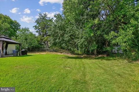 Exterior - 12218 Valerie Ln, Laurel, MD 20708 photo 6 of 7