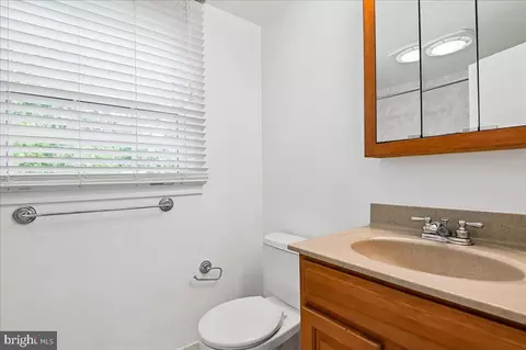 Bath - 12218 Valerie Ln, Laurel, MD 20708 photo 3 of 4