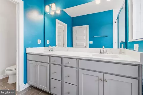 Bath - 16007 Hyde Park Pl, Bowie, MD 20716 photo 3 of 3