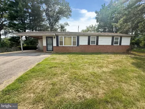 2209 Brown Station Rd, Marlboro, MD 20774