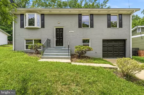 4801 Iverson Pl, Temple Hills, MD 20748