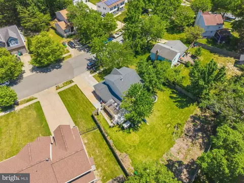 View/Area - 8707 Delphi Dr, Clinton, MD 20735 photo 3 of 3