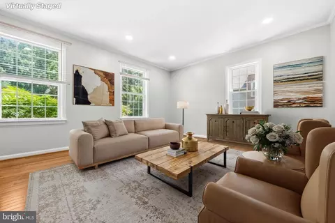 Living - 8707 Delphi Dr, Clinton, MD 20735 photo 1 of 4