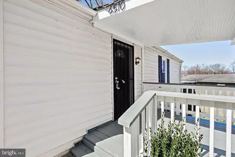 6510 Blacklog St, Capitol Heights, MD 20743