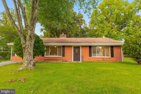 1224 Van Buren Dr, Fort Washington, MD 20744