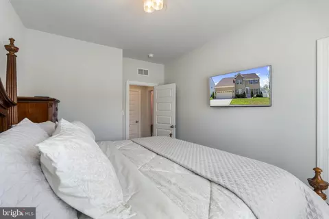 Bedroom - 5809 Mcintosh Pl, Brandywine, MD 20613 photo 2 of 6