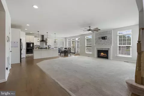 Living - 5809 Mcintosh Pl, Brandywine, MD 20613 photo 2 of 3