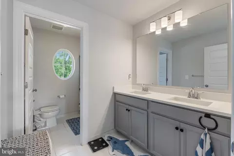 Entry Way - 5809 Mcintosh Pl, Brandywine, MD 20613 photo 14 of 15