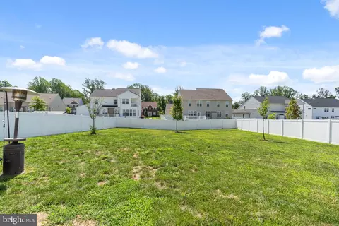 Exterior - 5809 Mcintosh Pl, Brandywine, MD 20613 photo 2 of 9