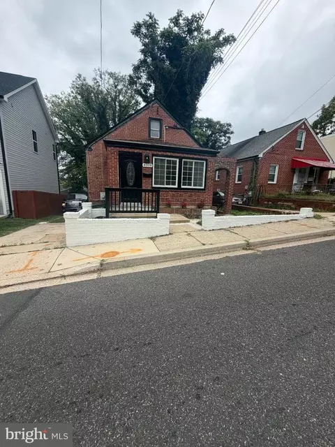 4008 Alton St, Capitol Heights, MD 20743