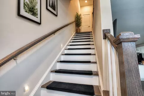 Entry Way - 1780 Mill Branch Dr, Laurel, MD 20708 photo 6 of 8