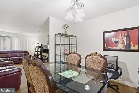 Dining - 7205 Split Rail Ln, Laurel, MD 20707 photo 2 of 2