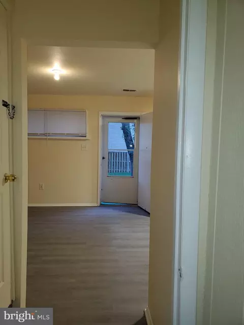 Entry Way - 8666 Brae Brooke Dr, Lanham, MD 20706 photo 1 of 5